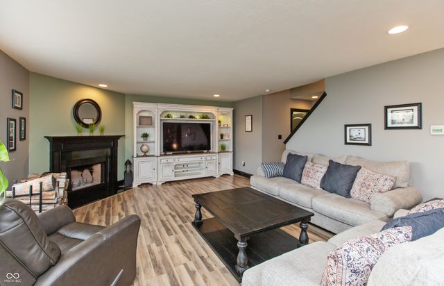 143 Stamford Drive, Pittsboro, IN 46167