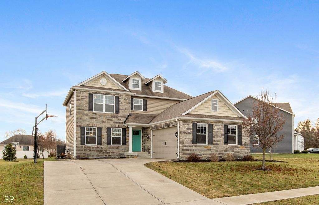 143 Stamford Drive, Pittsboro, IN 46167