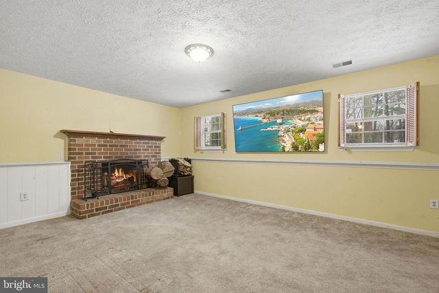 21335 S ESSEX DR, Lexington Park, MD 20653