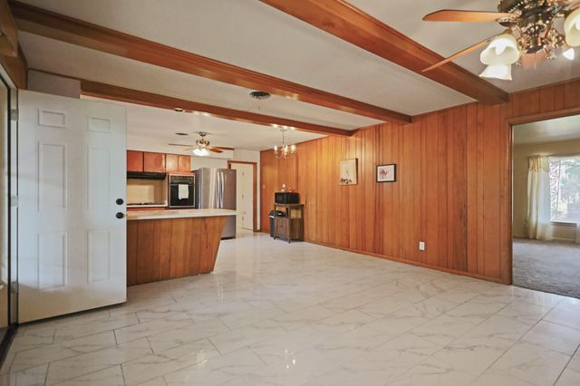 5209 17th Street, Lubbock, TX 79416