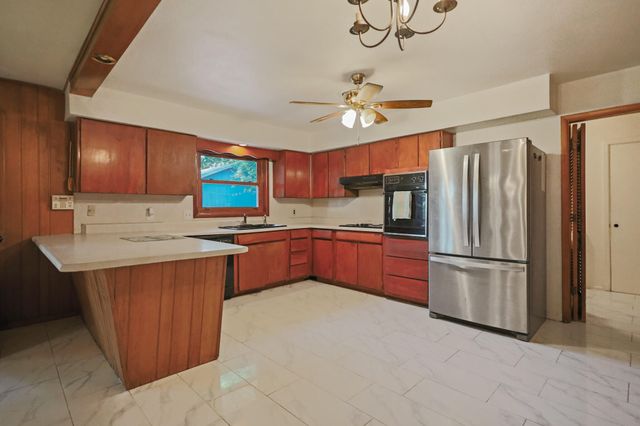 5209 17th Street, Lubbock, TX 79416