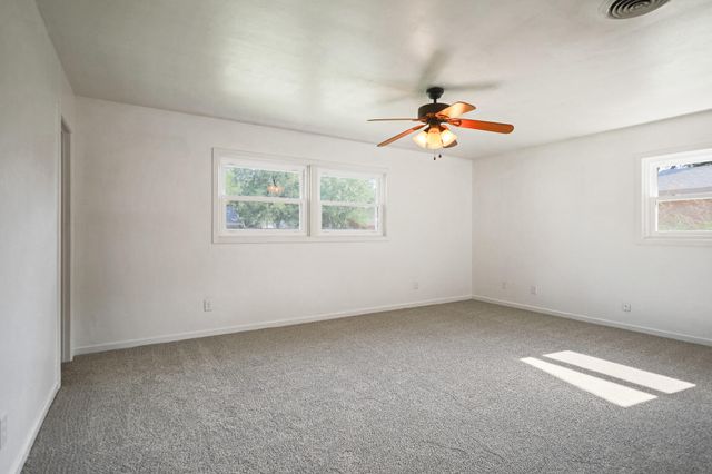 5209 17th Street, Lubbock, TX 79416