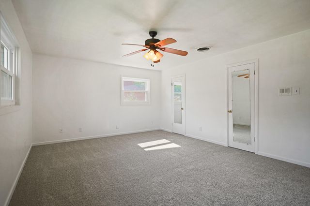 5209 17th Street, Lubbock, TX 79416