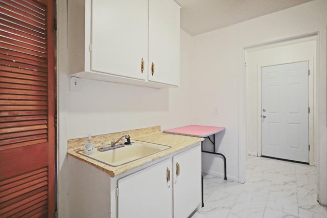 5209 17th Street, Lubbock, TX 79416