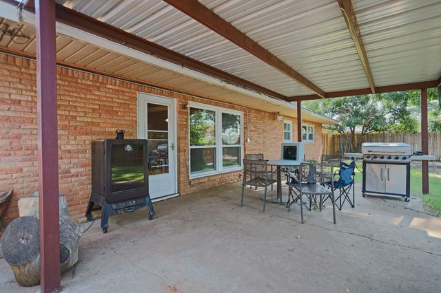 5209 17th Street, Lubbock, TX 79416