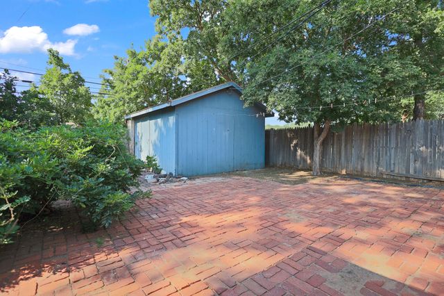 5209 17th Street, Lubbock, TX 79416