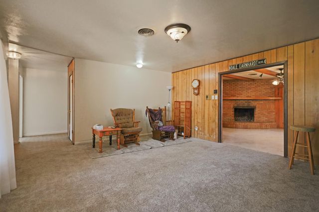 5209 17th Street, Lubbock, TX 79416