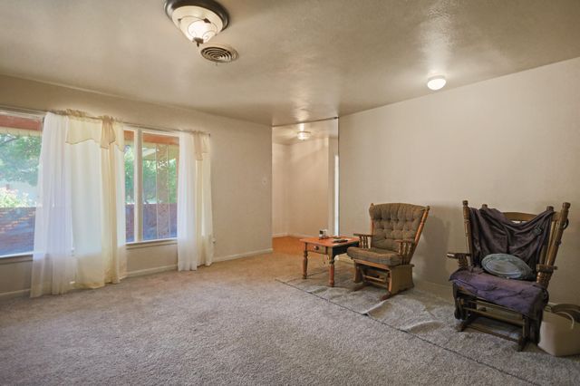 5209 17th Street, Lubbock, TX 79416