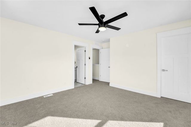 1885 Woodlawn Avenue, Cleveland, OH 44112