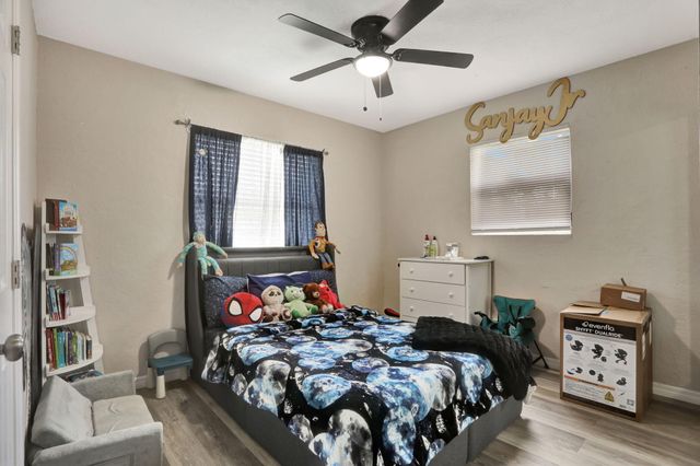 6290 SW 18th Place, North Lauderdale, FL 33068