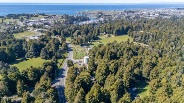 32200 California 20, Fort Bragg, CA 95437