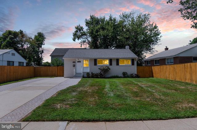 10012 SINNOTT DR, Bethesda, MD 20817