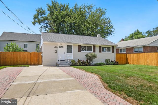 10012 SINNOTT DR, Bethesda, MD 20817