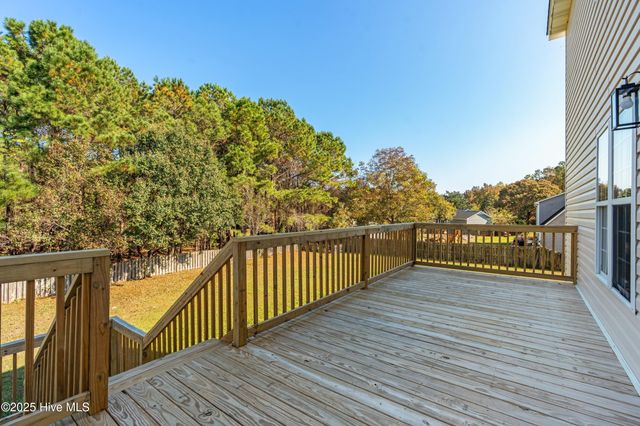 106 Dolphin Drive, Hampstead, NC 28443