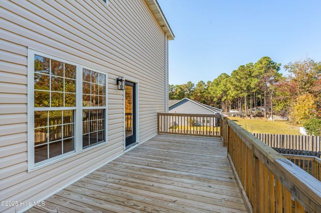 106 Dolphin Drive, Hampstead, NC 28443