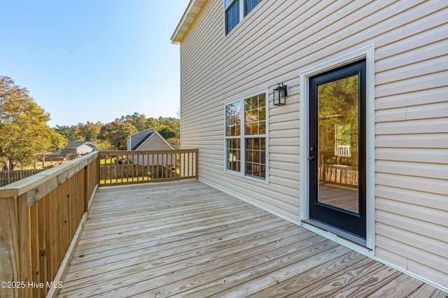 106 Dolphin Drive, Hampstead, NC 28443