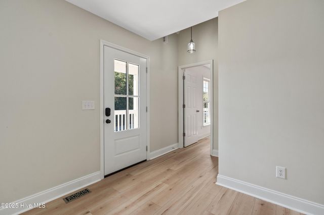 106 Dolphin Drive, Hampstead, NC 28443