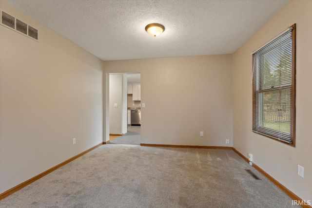 50944 Pine Meadows Drive, Granger, IN 46530