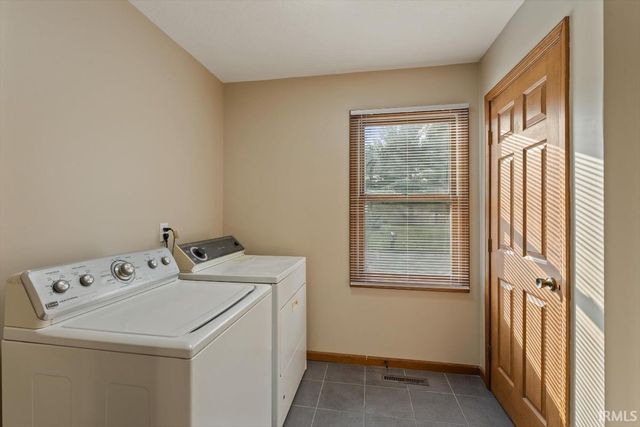 50944 Pine Meadows Drive, Granger, IN 46530