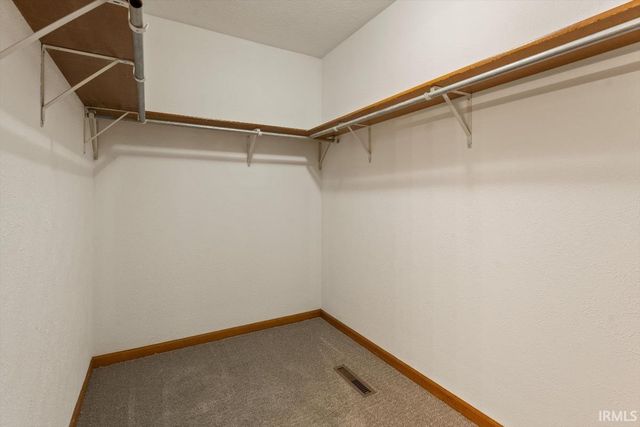 50944 Pine Meadows Drive, Granger, IN 46530