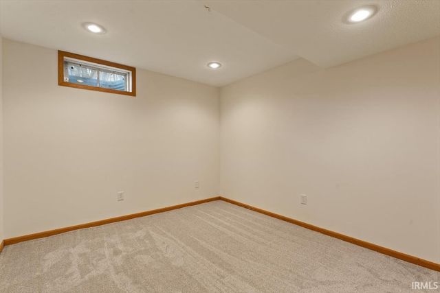 50944 Pine Meadows Drive, Granger, IN 46530