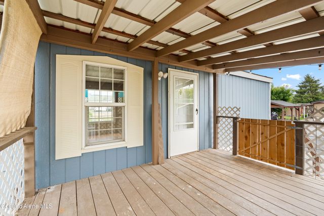 8581 N Angelica LN, Post Falls, ID 83854