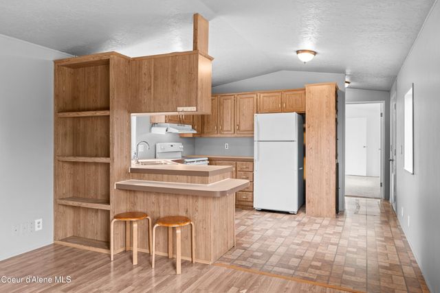 8581 N Angelica LN, Post Falls, ID 83854