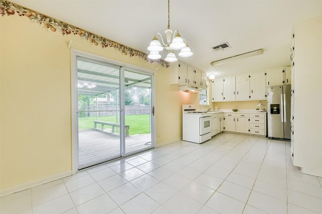 5527 Winding Creek Way, Houston, TX 77017