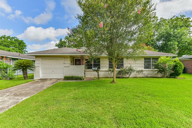 5527 Winding Creek Way, Houston, TX 77017