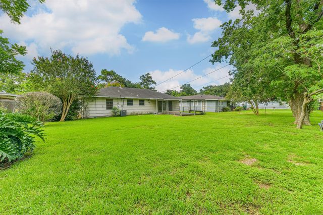 5527 Winding Creek Way, Houston, TX 77017
