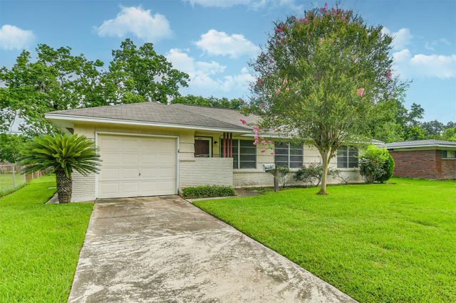 5527 Winding Creek Way, Houston, TX 77017