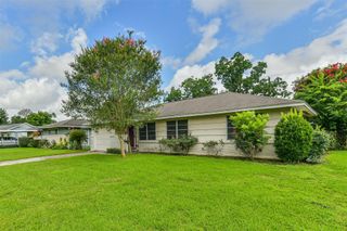 5527 Winding Creek Way, Houston, TX 77017