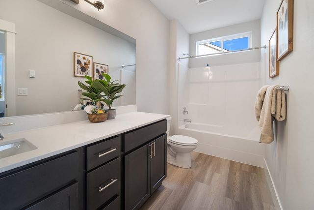 5763 S Sherri Lea Rd, Spokane, WA 99224