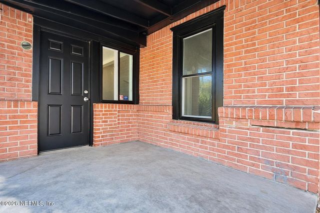 9604 WOODLAND Avenue, Jacksonville, FL 32208