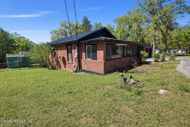 9604 WOODLAND Avenue, Jacksonville, FL 32208