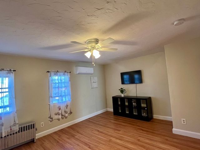 11 Amherst St., Worcester, MA 01602