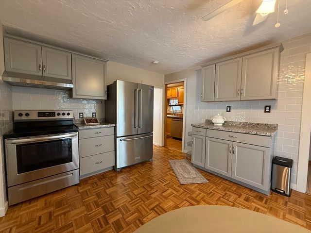 11 Amherst St., Worcester, MA 01602