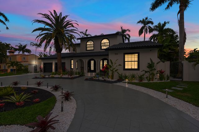 516 Royal Plaza Drive, Fort Lauderdale, FL 33301