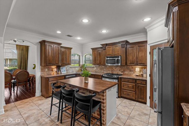 816 Eagles Nest, Haughton, LA 71037