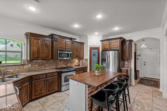 816 Eagles Nest, Haughton, LA 71037
