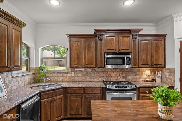 816 Eagles Nest, Haughton, LA 71037