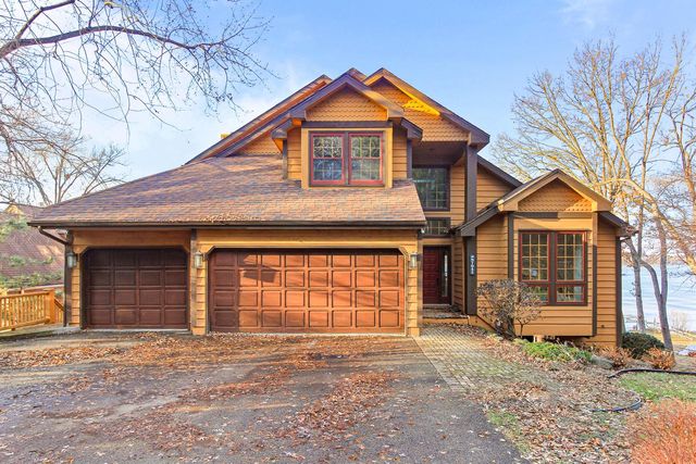 N7045 Oakwood ROAD, Whitewater, WI 53190