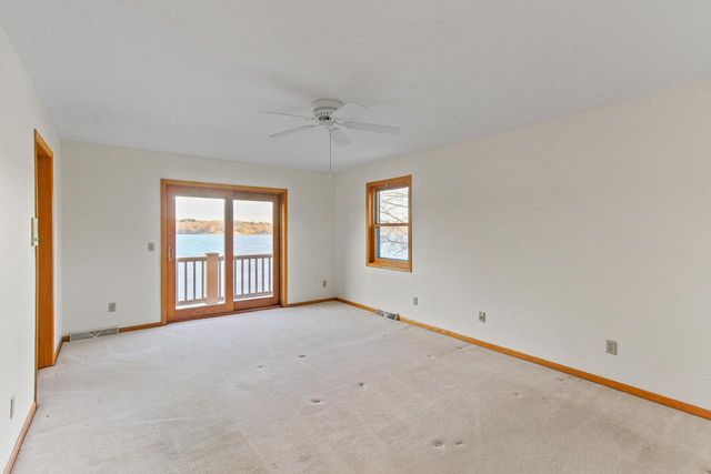 N7045 Oakwood ROAD, Whitewater, WI 53190