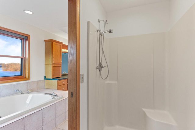 N7045 Oakwood ROAD, Whitewater, WI 53190