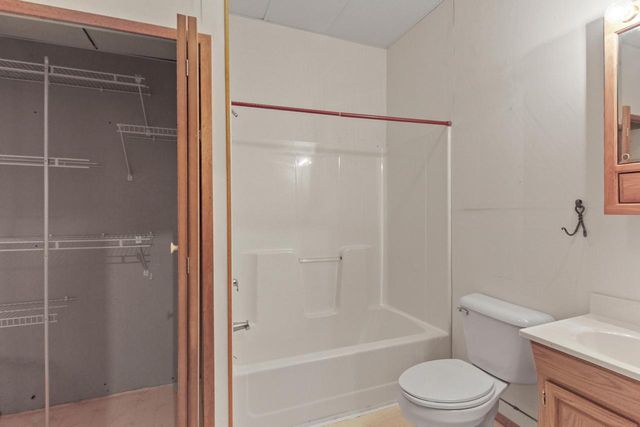 N7045 Oakwood ROAD, Whitewater, WI 53190