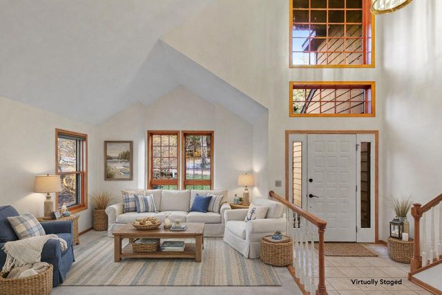 N7045 Oakwood ROAD, Whitewater, WI 53190