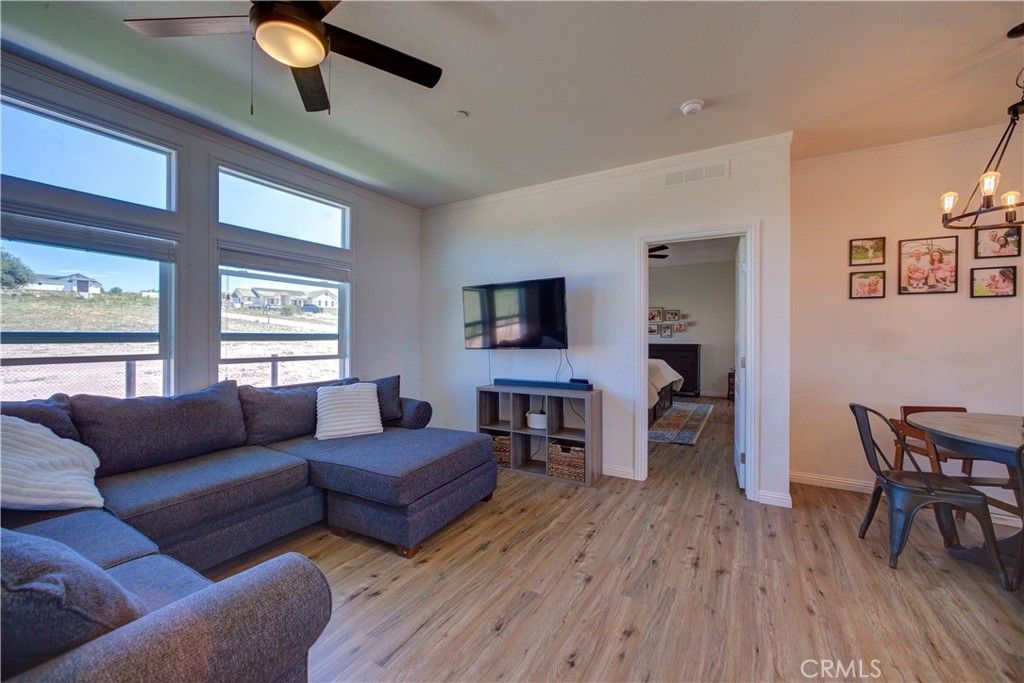 Image 13 of property listing at 2085 Westhampton Drive, Arroyo Grande, CA 93420