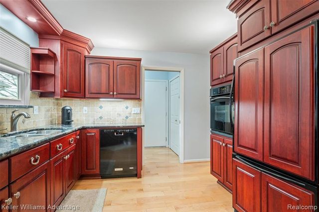 11919 Chase Boulevard, Livonia, MI 48150