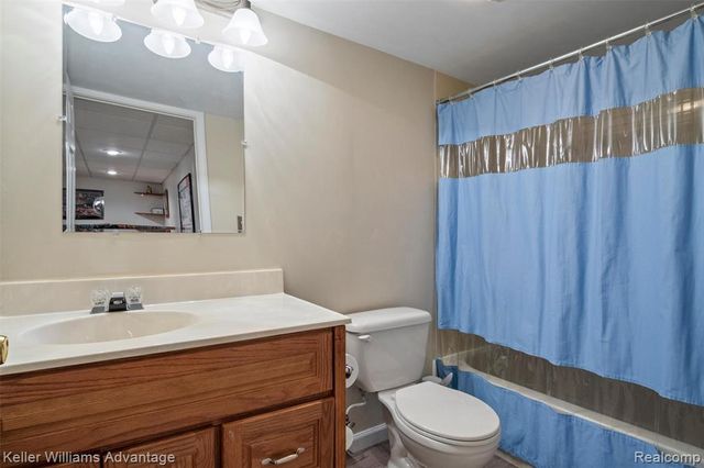 11919 Chase Boulevard, Livonia, MI 48150