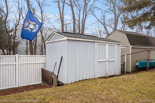 11919 Chase Boulevard, Livonia, MI 48150